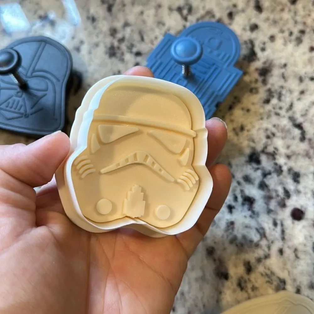 Williams Sonoma Star Wars Cookie Cut Outs